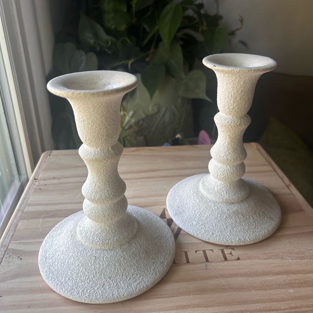 Vintage Haeger 1985 Textured Ivory Ceramic Candlestick Holders Pair - Picture 6 of 6